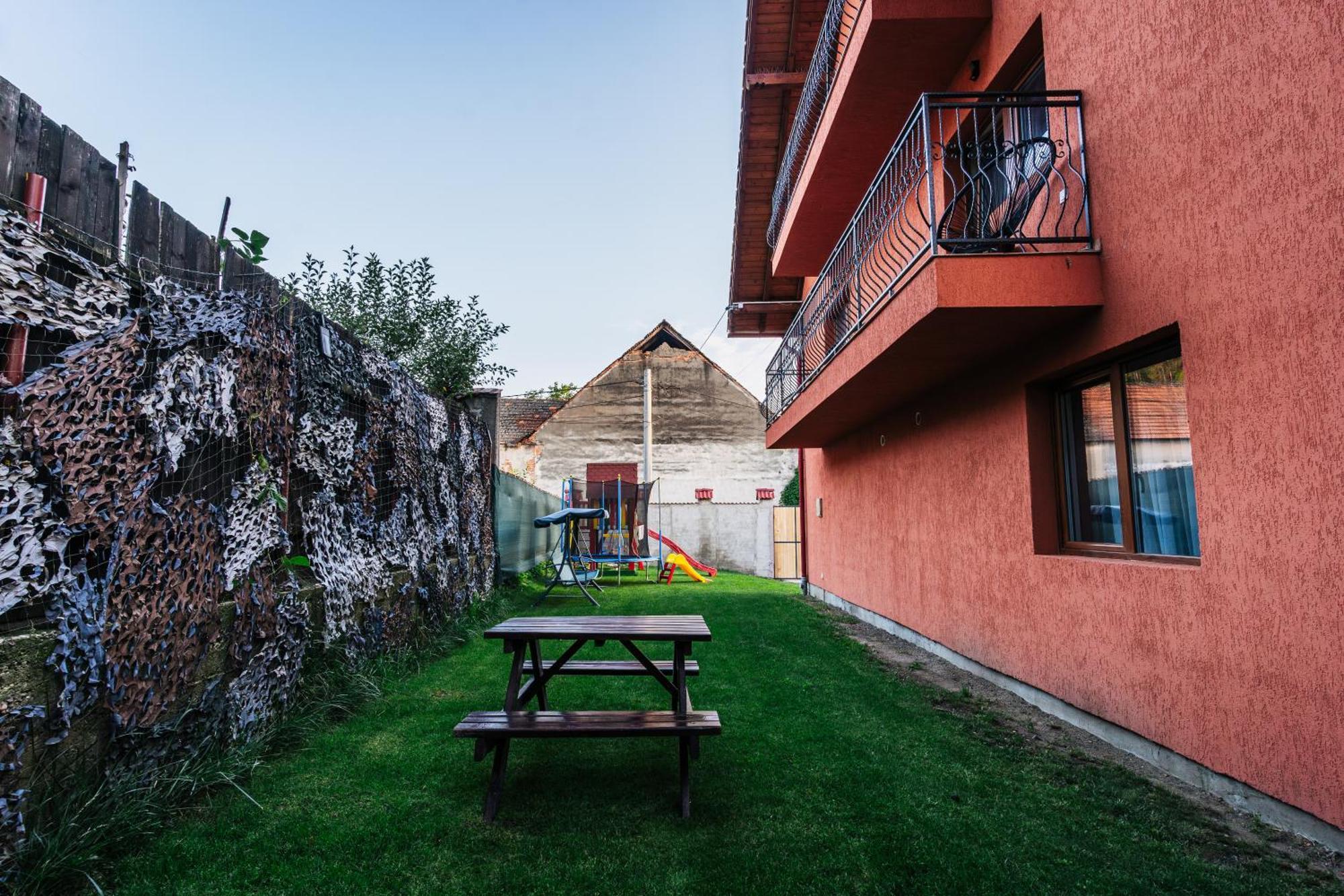 Вілла Casa Diana Rasnov Екстер'єр фото
